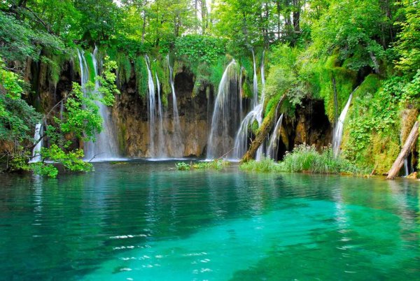 Плитвицкое озеро Хорватия