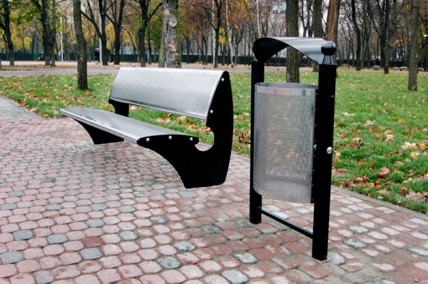 Урны в Лобне в парке