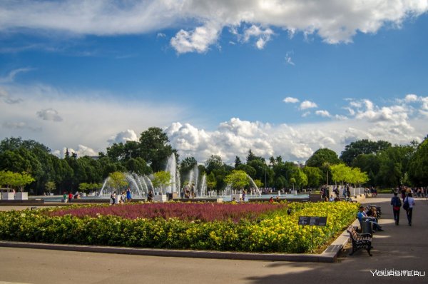 Парк Горького Москва