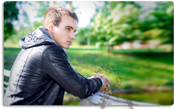 Красивые парни на улице