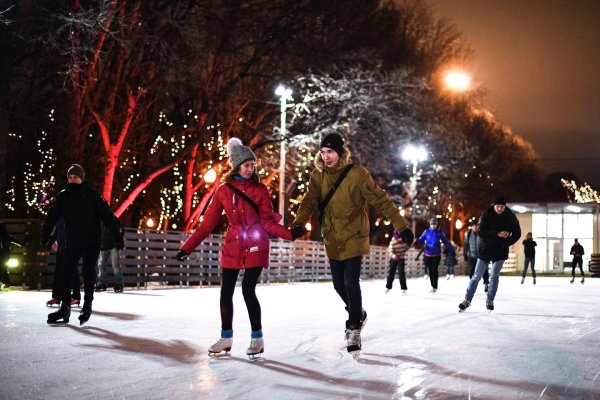 Каток в парке Горького 2013