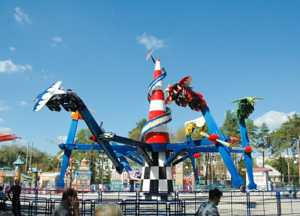 Парк Горького Москва аттракционы