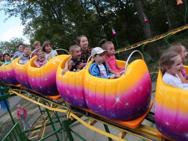 Парк Белинского Пенза аттракцион микс