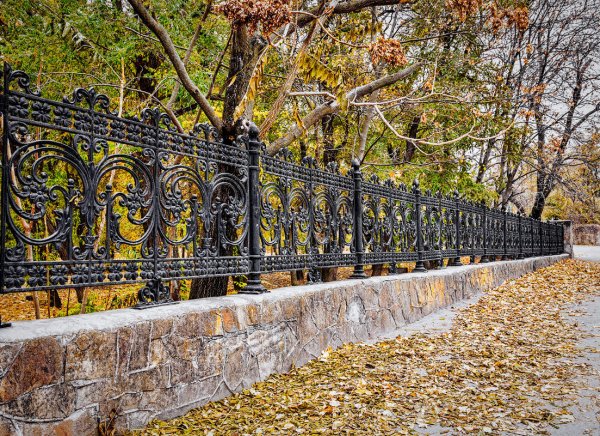 Таганрог ограда парка