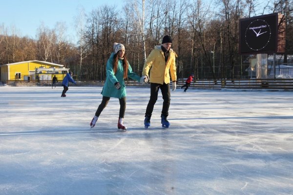 Каток Измайловский парк серебряный лед