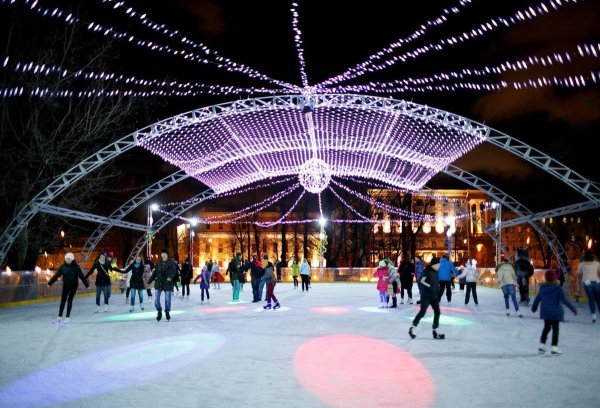 Каток Эрмитаж в Москве