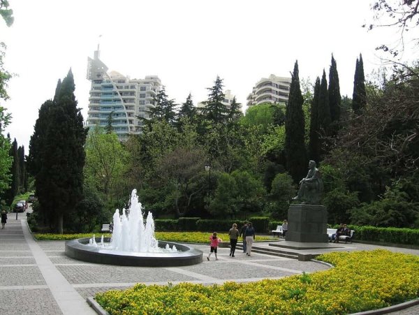 Приморский парк Гагарина Ялта