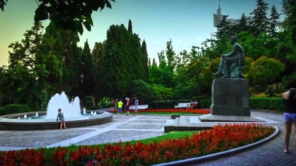 Приморский парк имени Горького Ялта