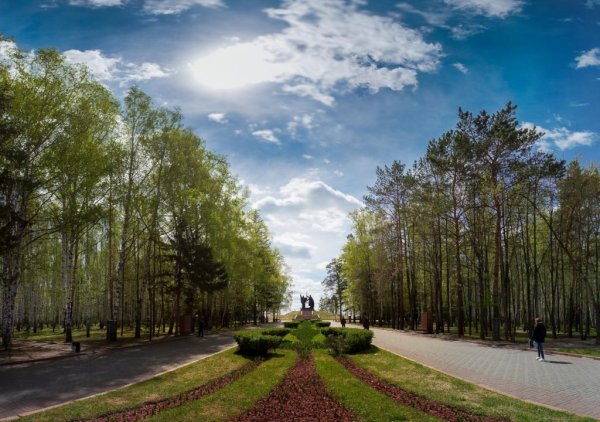 Лагерный сад — парк в Кировском районе Томска