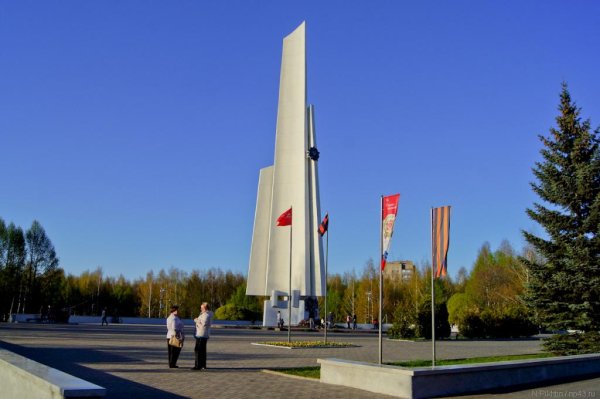 Стелла парк Победы Киров