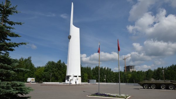 Стелла парк Победы Киров