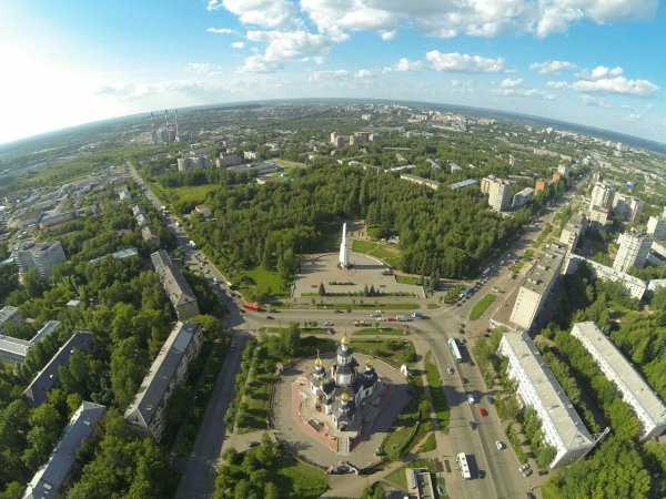 Район парка Победы Киров
