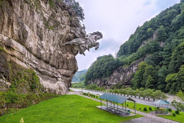 Северная Осетия памятник Уастырджи