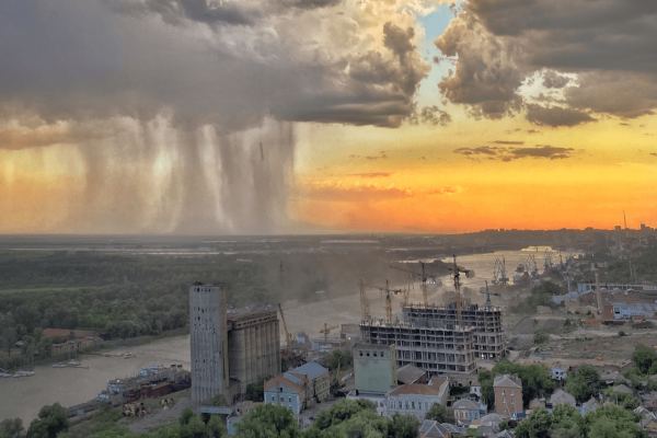 Ливень над городом