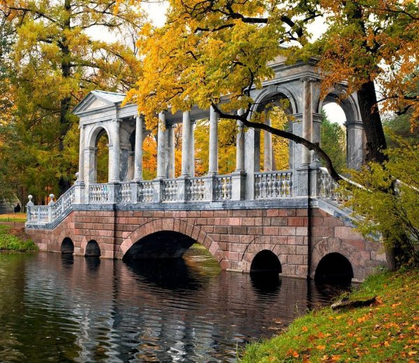 Екатерининский парк мраморный мост