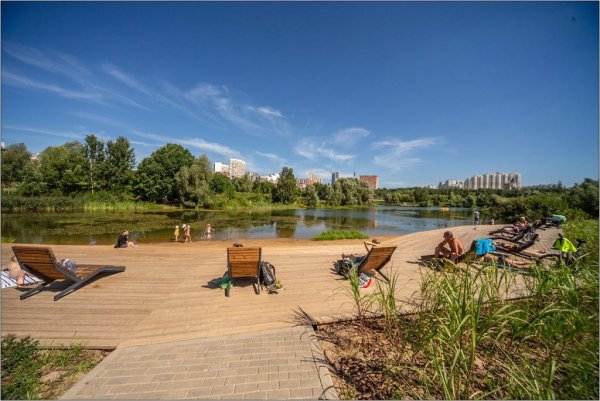 Парк Митино пруд