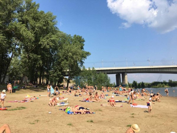 Красноярск остров Татышев пляж