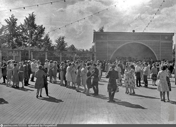 1980 Год Йошкар Ола Танцплощадка в парке культуры