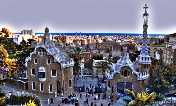 Пряничные домики Барселона Испания Гауди