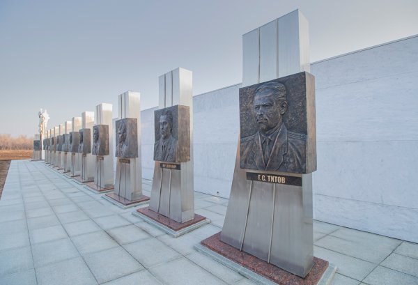 Пак покоителей космоса Саатов