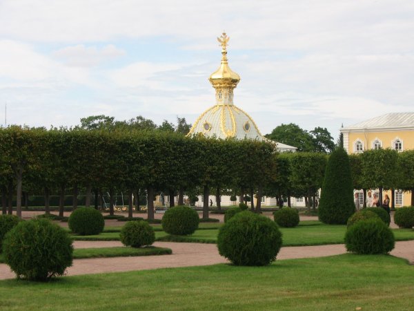 Петергоф в Санкт-Петербурге верхний парк