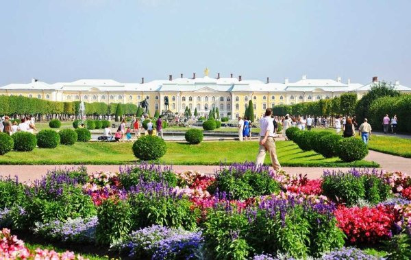 Петергоф дворцово-парковый ансамбль верхний сад