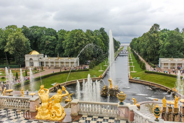Нижний парк Петергофа, Петергоф