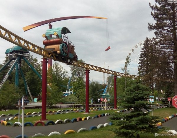 Карусели в Санкт-Петербурге Крестовский остров