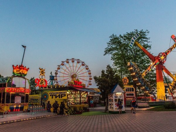 Анапа Витязево парк аттракционов