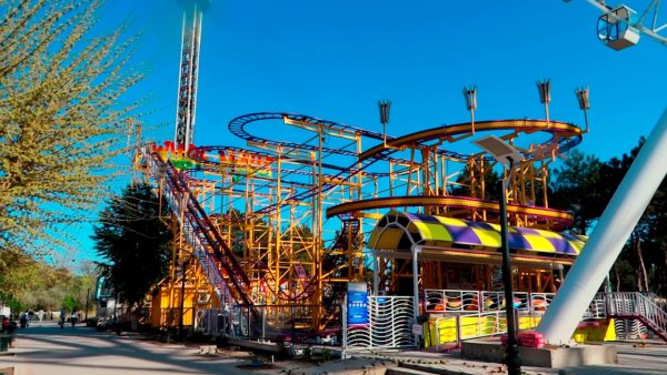 Лунапарк Анапа аттракционы
