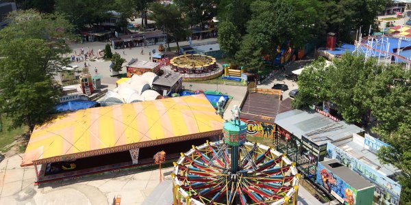 Парк 30 Победы Анапа аттракционов