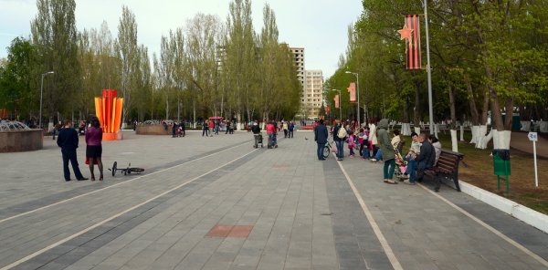 Парк Победы Самара площадь