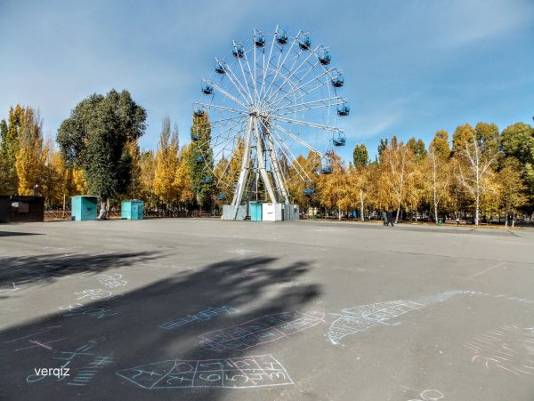 Парк Победы Самара осенью