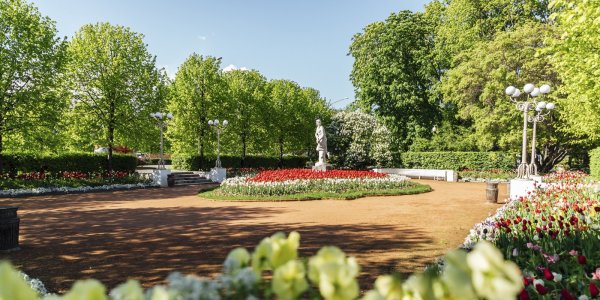 Парки Москвы для прогулок летом 2020