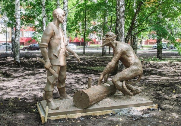 Памятники Нижнекамска парк Тукая