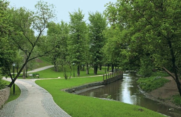 Парк Отрада Москва