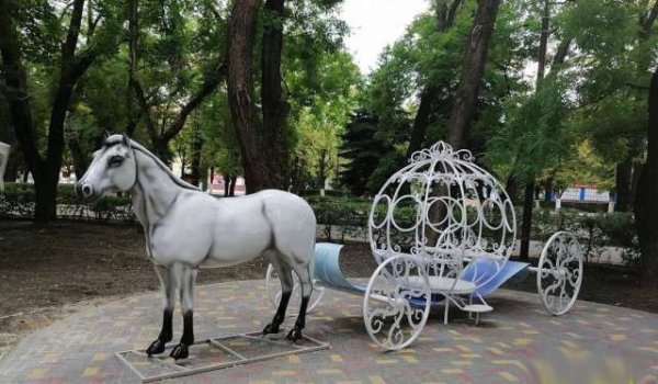 Парк софора Отрадная Краснодарский