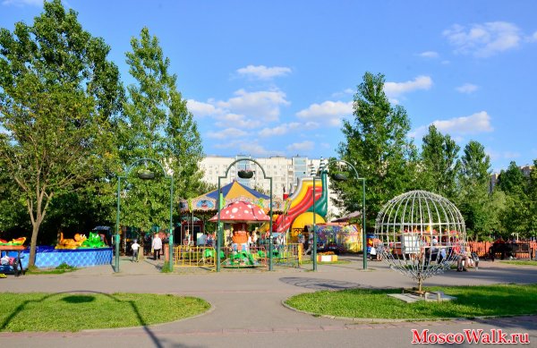 Метро Отрадное парк