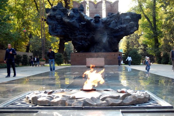 Парк 28 Гвардейцев Панфиловцев