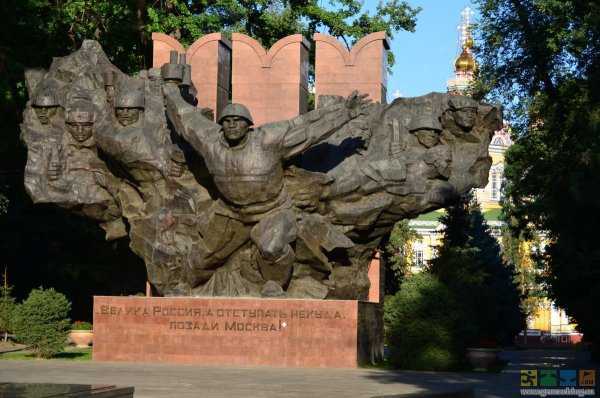 Парк 28 Панфиловцев Алматы