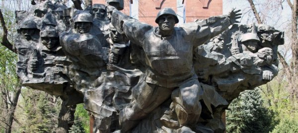28 Панфиловцев памятник в Алма-Ате