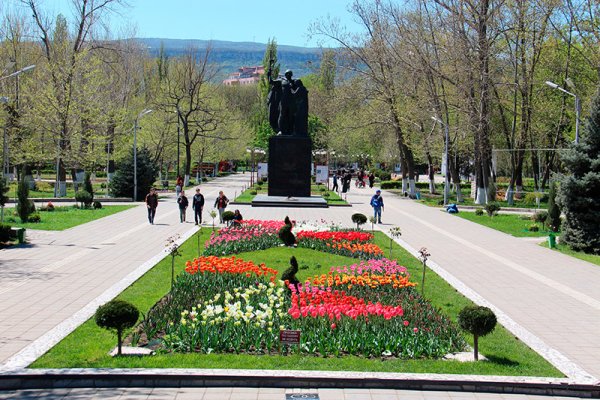 Парк имени Ленинского Комсомола Махачкала