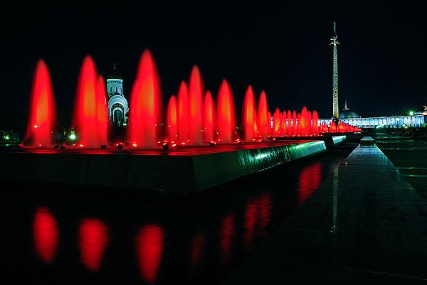 Поклонная гора фонтаны