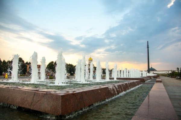 Фонтаны в парке Победы на Поклонной горе
