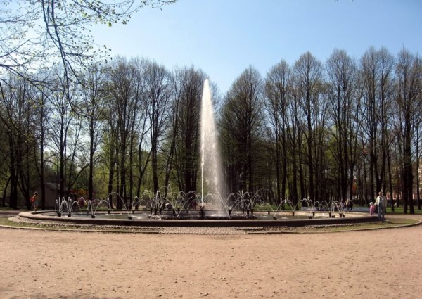 Московский парк Победы фонтан "венок славы"