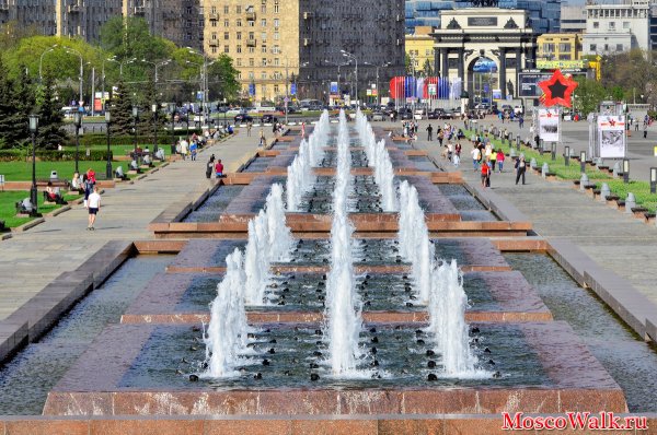 Фонтан на Поклонной горе в Москве
