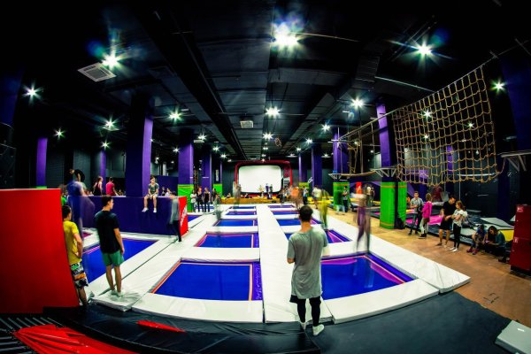 Батутный парк разгон в ТЦ небо Нижний Новгород