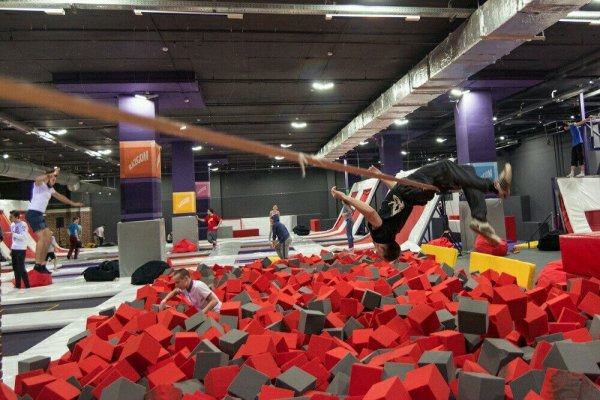 Батутный парк Екатеринбург Алатырь