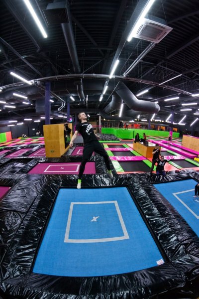 Батутный парк СПБ Охта Молл