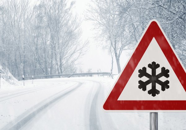 Знак ДТП зимой